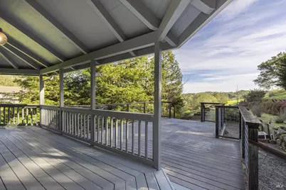 324 Burgundy Road, Healdsburg, CA 95448 - Photo 9