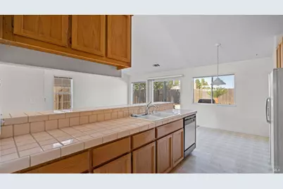 954 Iron Drive, Vacaville, CA 95687 - Photo 11