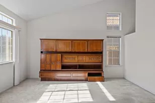 954 Iron Dr, Vacaville, CA 95687 - Photo 5