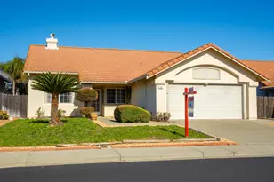 954 Iron Dr, Vacaville, CA 95687 - Photo 3