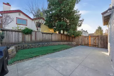 98 Francis Circle, Rohnert Park, CA 94928 - Photo 27