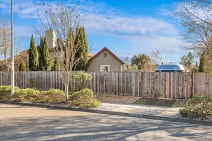 2573 Greenvale Ln, Santa Rosa, CA 95401 - Photo 5