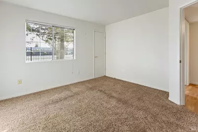 2001 Eastwood Drive #11, Vacaville, CA 95687 - Photo 21