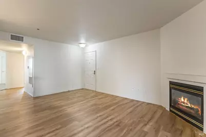 2001 Eastwood Drive #11, Vacaville, CA 95687 - Photo 9