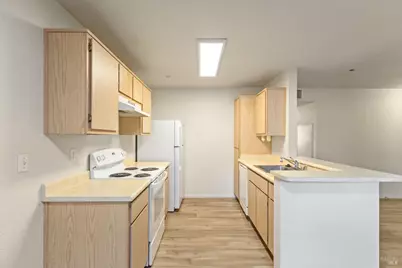 2001 Eastwood Drive #11, Vacaville, CA 95687 - Photo 11