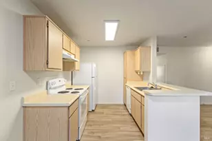 2001 Eastwood Dr, Vacaville, CA 95687 - Photo 11