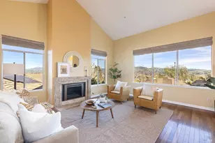 42 Clement Ct, Napa, CA 94558 - Photo 3