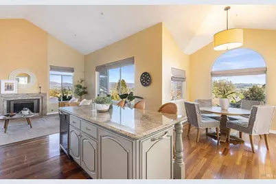 42 Clement Court, Napa, CA 94558 - Photo 3