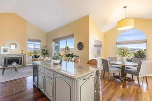 42 Clement Ct, Napa, CA 94558 - Photo 3