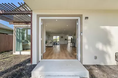 1642 Dune Point Court, Discovery Bay, CA 94505 - Photo 5