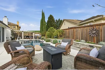 670 Hubbs Court, Benicia, CA 94510 - Photo 31