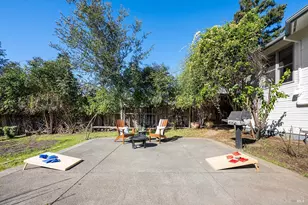 735 Johnson St, Healdsburg, CA 95448 - Photo 41