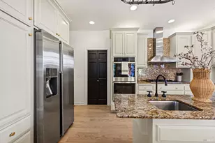 735 Johnson St, Healdsburg, CA 95448 - Photo 21