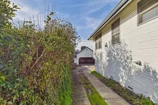 735 Johnson St, Healdsburg, CA 95448 - Photo 47