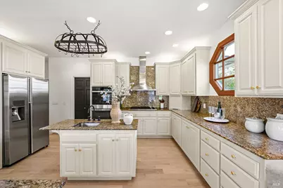 735 Johnson Street, Healdsburg, CA 95448 - Photo 23