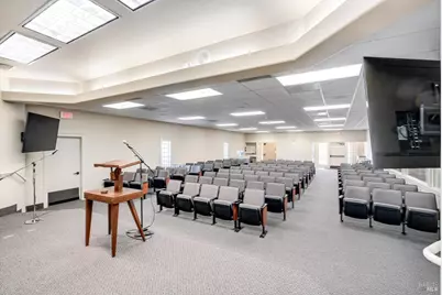 1105 University Street, Healdsburg, CA 95448 - Photo 9