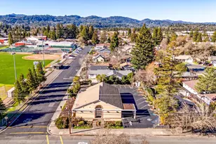 1105 University St, Healdsburg, CA 95448 - Photo 1