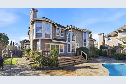 39 Erica Court, Novato, CA 94947 - Photo 5