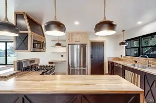 985 Gumview Rd, Windsor, CA 95492 - Photo 11