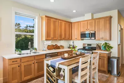 2668 Franz Kafka Avenue, Santa Rosa, CA 95404 - Photo 7