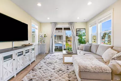 2668 Franz Kafka Avenue, Santa Rosa, CA 95404 - Photo 3