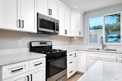 157 Homewood Avenue, Napa, CA 94558 - Photo 7