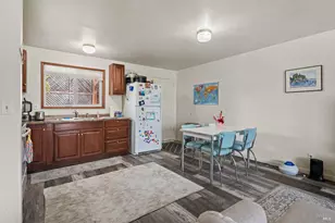 28060 Poppy Dr, Willits, CA 95490 - Photo 5