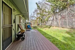 28060 Poppy Dr, Willits, CA 95490 - Photo 19