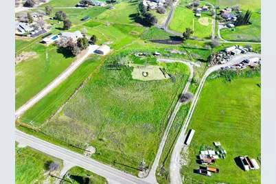 7668 English Hills Road, Vacaville, CA 95688 - Photo 17