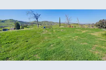 7668 English Hills Road, Vacaville, CA 95688 - Photo 63