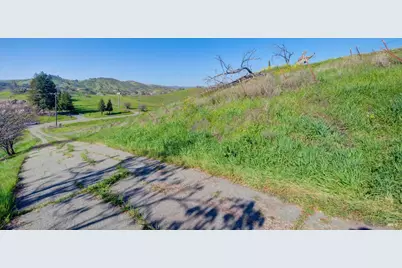 7668 English Hills Road, Vacaville, CA 95688 - Photo 53