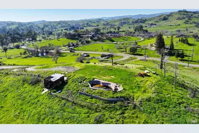 7668 English Hills Road, Vacaville, CA 95688 - Photo 43