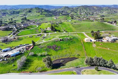 7668 English Hills Road, Vacaville, CA 95688 - Photo 5