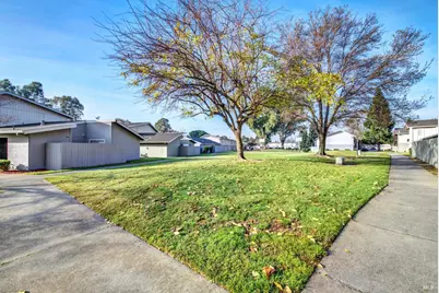 175 Del Sur Court, Fairfield, CA 94533 - Photo 49