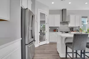 2018 Spirea Ct, Vacaville, CA 95687 - Photo 11