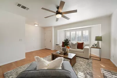 950 Woodvale Drive, Dixon, CA 95620 - Photo 5