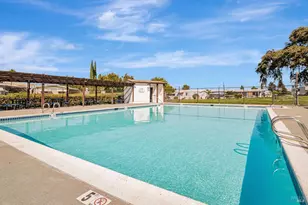 102 Royal Oak Ct, Fairfield, CA 94533 - Photo 67