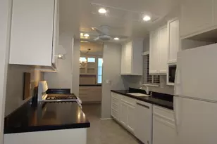 102 Royal Oak Ct, Fairfield, CA 94533 - Photo 3