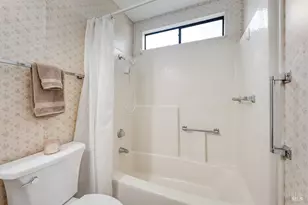 6820 Redwood Ave, Sebastopol, CA 95472 - Photo 13