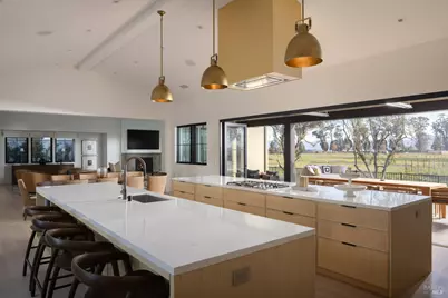 306 Vine Row Court, Napa, CA 94559 - Photo 9