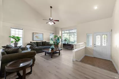 3327 Colonial Court, Fairfield, CA 94534 - Photo 13