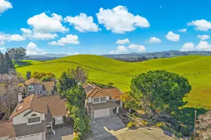 3327 Colonial Ct, Fairfield, CA 94534 - Photo 7