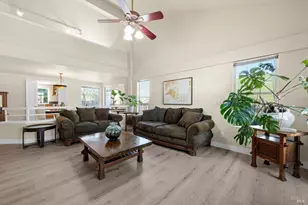 3327 Colonial Ct, Fairfield, CA 94534 - Photo 13