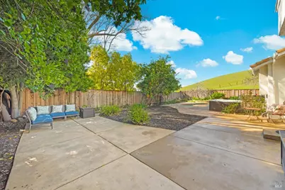3327 Colonial Court, Fairfield, CA 94534 - Photo 47