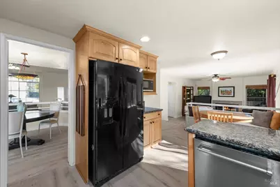 3327 Colonial Court, Fairfield, CA 94534 - Photo 19