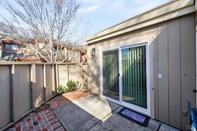 7733 Camino Colegio, Rohnert Park, CA 94928 - Photo 15