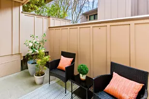 5 Velasco Ct, Novato, CA 94949 - Photo 15