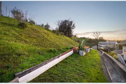 384 Arabian Way, Healdsburg, CA 95448 - Photo 55