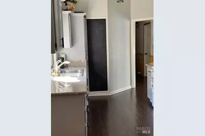 530 Eldridge Avenue, Vacaville, CA 95688 - Photo 5