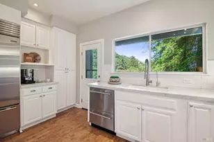 70 Madrone Park Cir, Mill Valley, CA 94941 - Photo 15